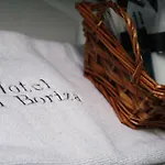 Отель La Boriza Андрин